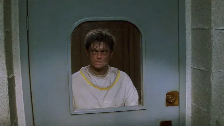 En la boca del miedo - Fondo