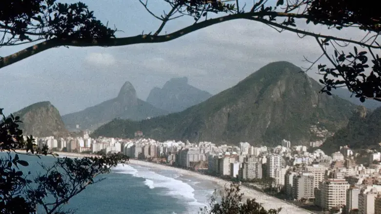 Romanza en alta mar - Fondo