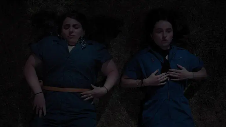 Súper empollonas - Fondo