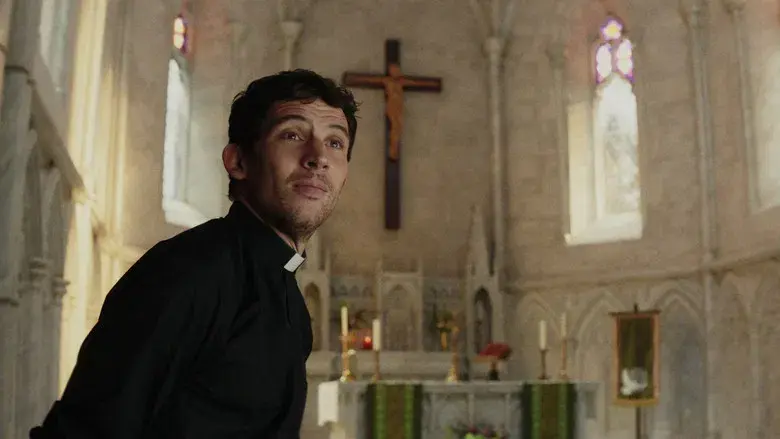 Puñales por la espalda: De entre los muertos - Fondo