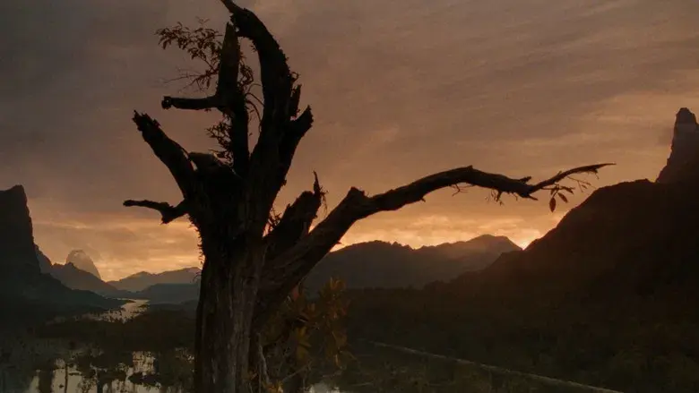 Jurassic World: El renacer - Fondo