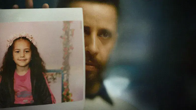 La voz de Hind - Fondo