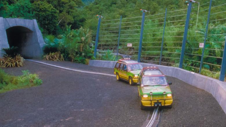 Jurassic Park (Parque Jurásico) - Fondo