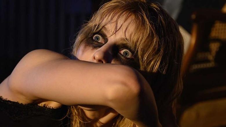 Última noche en el Soho - Fondo