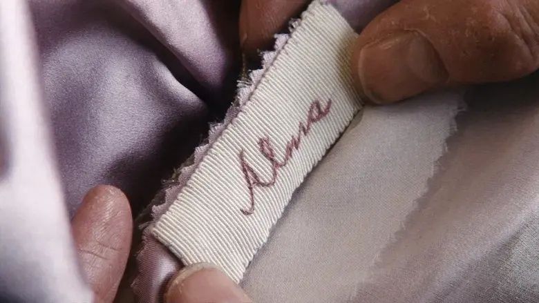 El hilo invisible - Fondo