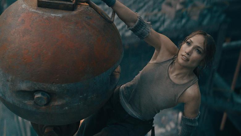 This Is Me…Now: Una historia de amor - Fondo