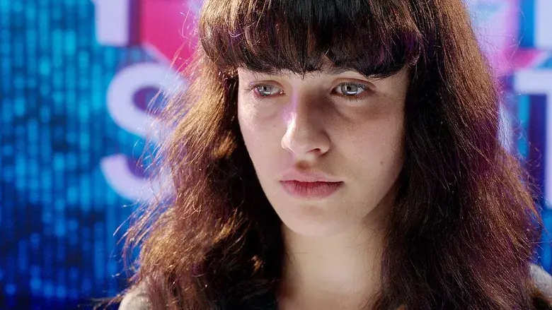 Black Mirror - Fondo