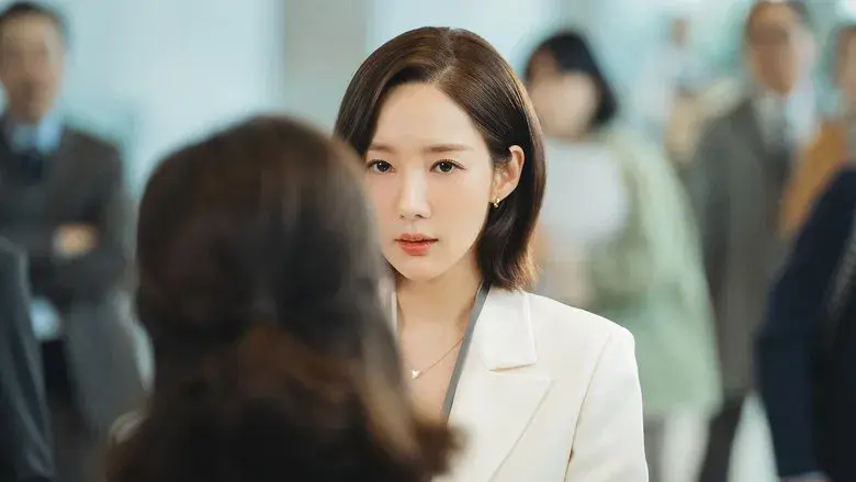 Cásate con mi esposo - Fondo