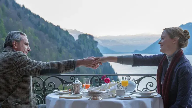 El hilo invisible - Fondo