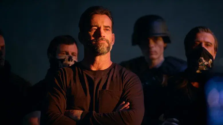 Night Patrol - Fondo