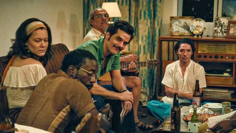 El agente secreto - Fondo