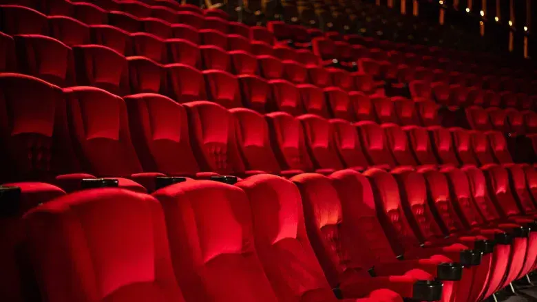 Masterpiece Mystery - Fondo