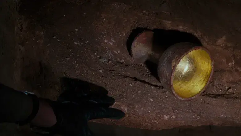 Indiana Jones y la última cruzada - Fondo