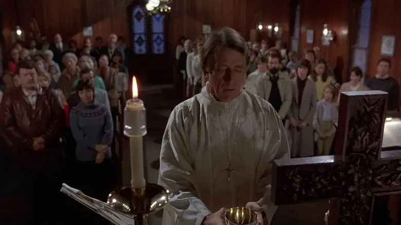 El rey de las cobras - Fondo