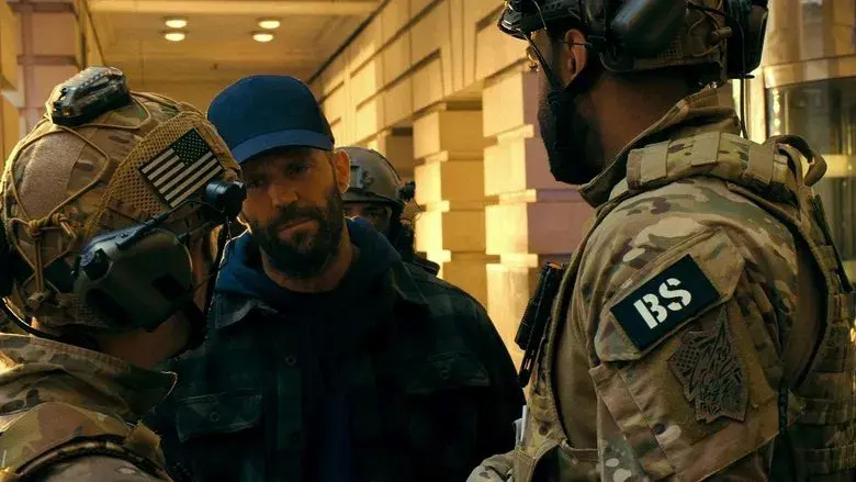 Beekeeper: El protector - Fondo