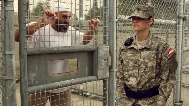 Camp X-Ray - Fondo