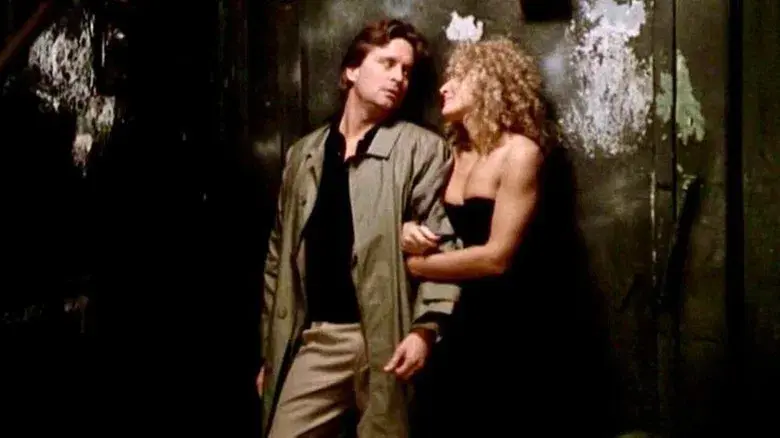 Atracción fatal - Fondo