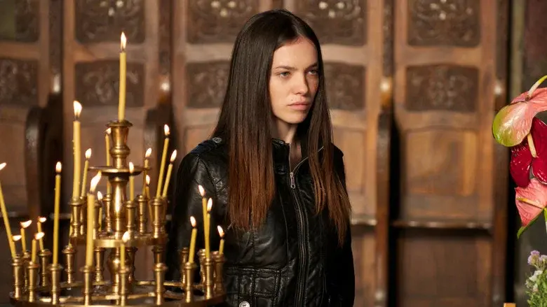 Escupiré sobre tu tumba 2 - Fondo