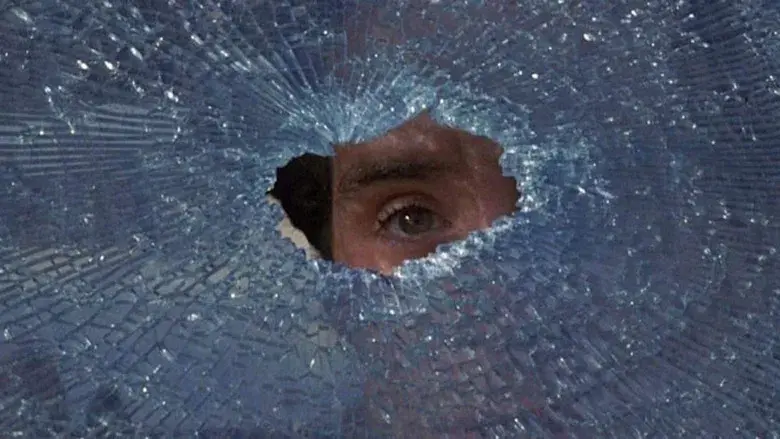 Vivir y morir en Los Ángeles - Fondo