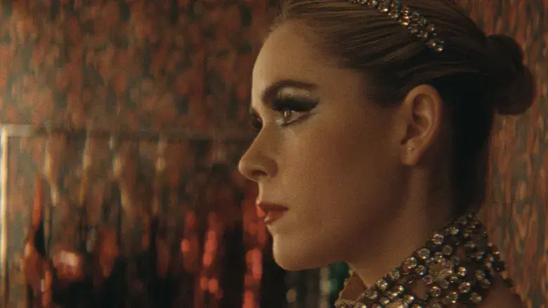 The Last Showgirl - Fondo