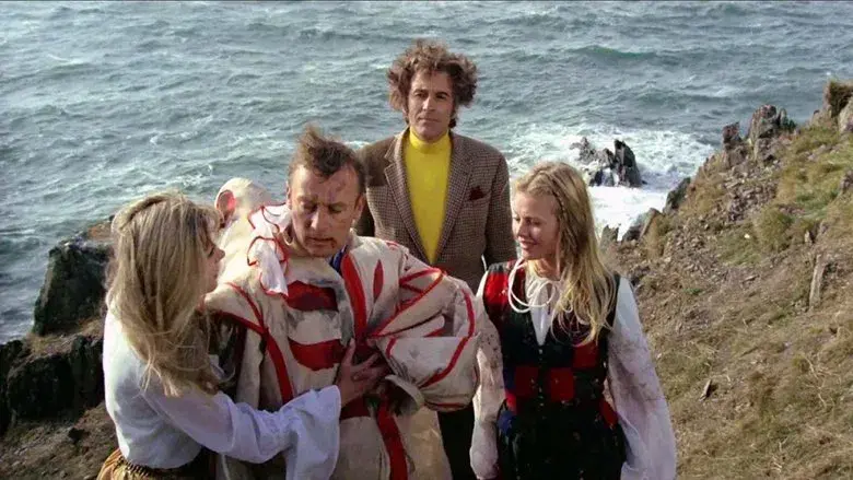 El hombre de mimbre - Fondo