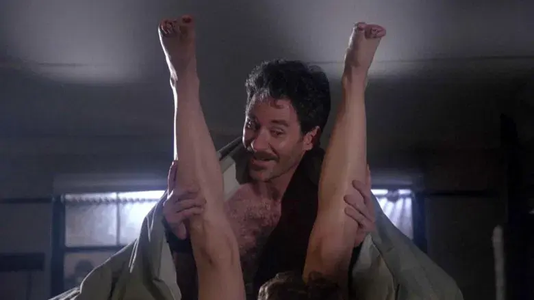 Un pez llamado Wanda - Fondo