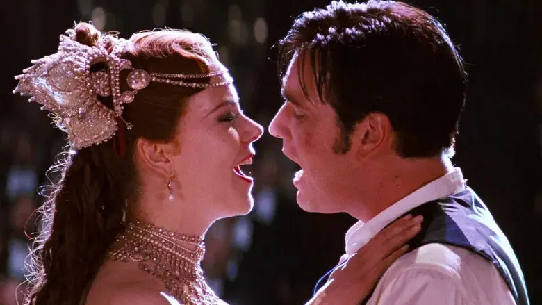 Moulin Rouge - Fondo