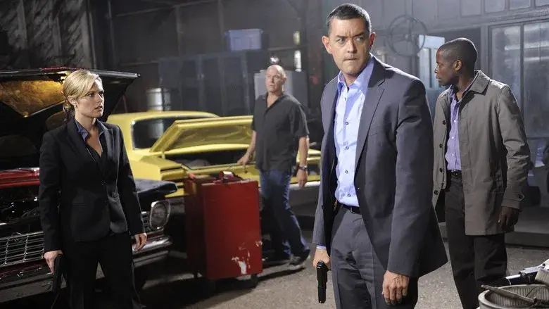 Shaw recibe un disparo en la oscuridad