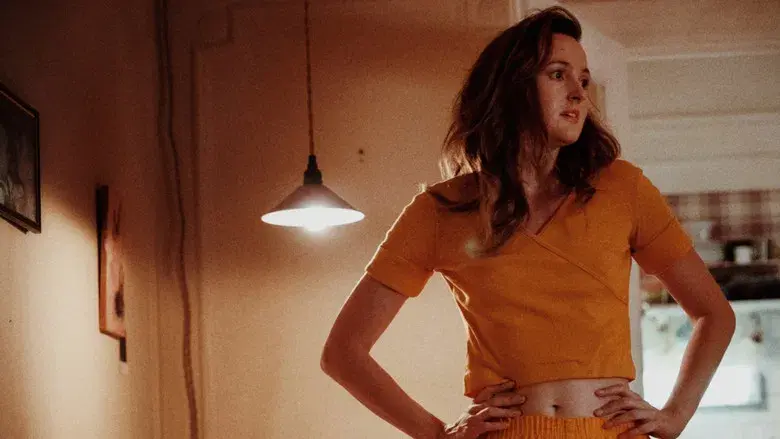 Un hombre diferente - Fondo