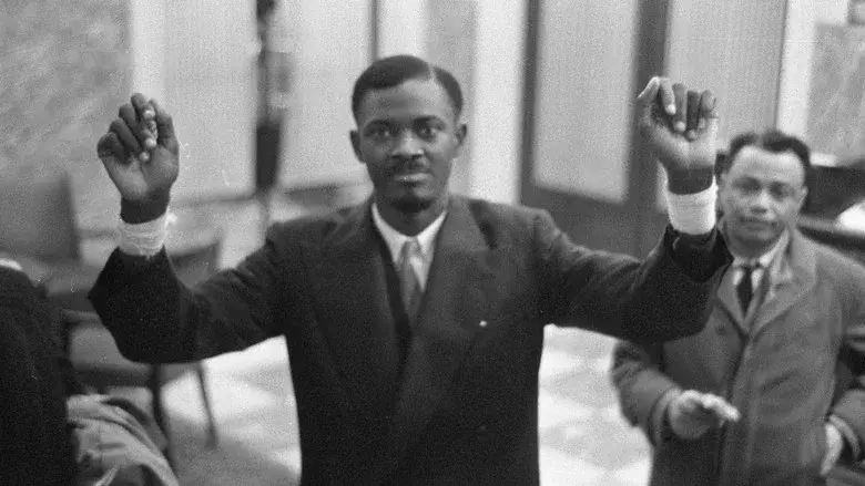 Banda sonora para un golpe de estado - Fondo