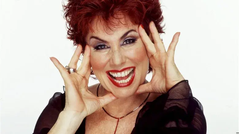 Ruby Wax Meets - Fondo