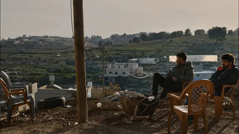 No Other Land - Fondo