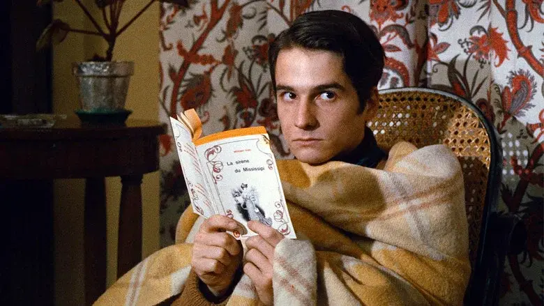 Besos robados - Fondo