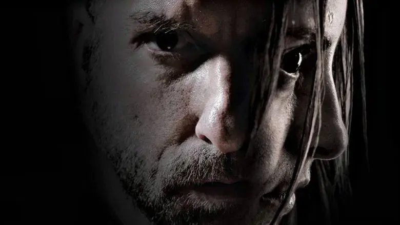 El demonio que habita en mí - Fondo