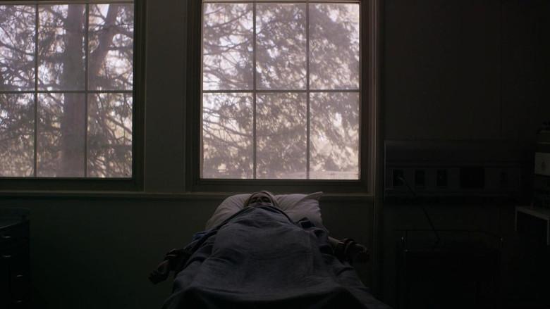 La enviada del mal - Fondo