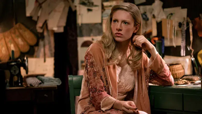 Los Juegos del Hambre: Balada de pájaros cantores y serpientes - Fondo