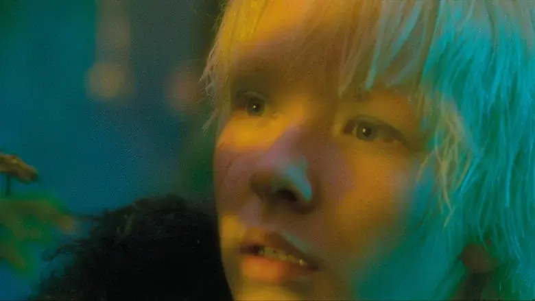 After Blue (Paradis sale) - Fondo