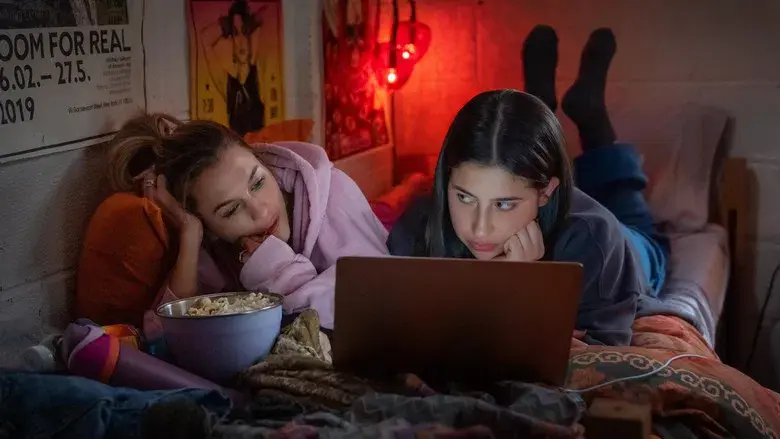 Compañeras de cuarto - Fondo