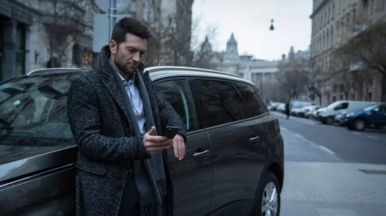 Un hombre libre en París