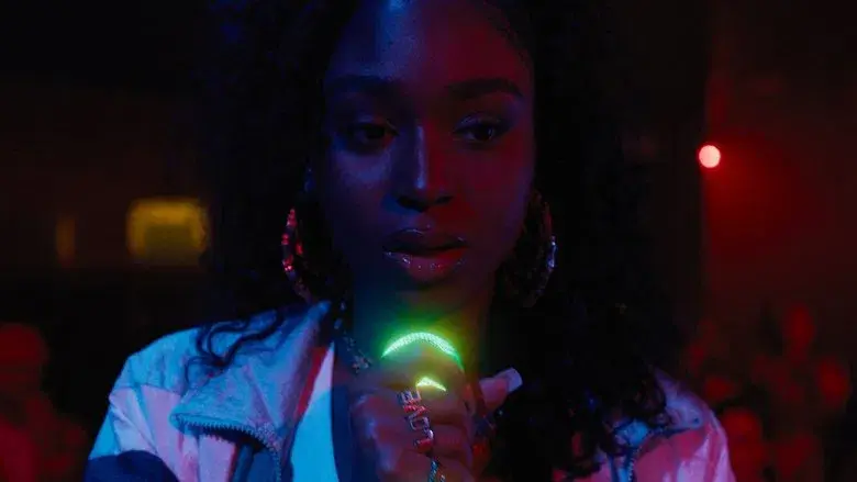 Freaky Tales - Fondo