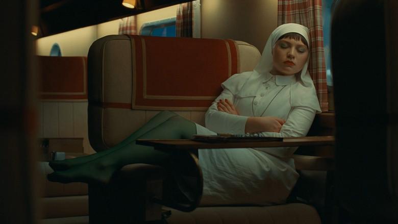 La trama fenicia - Fondo