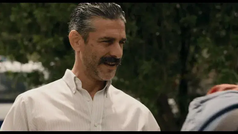 El otro hermano - Fondo