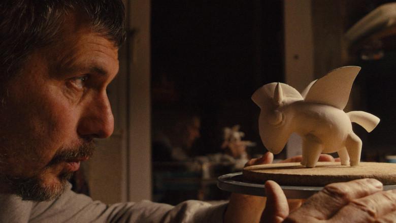 Porcelain War - Fondo