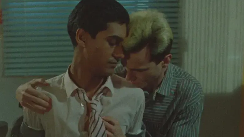 Mi hermosa lavandería - Fondo