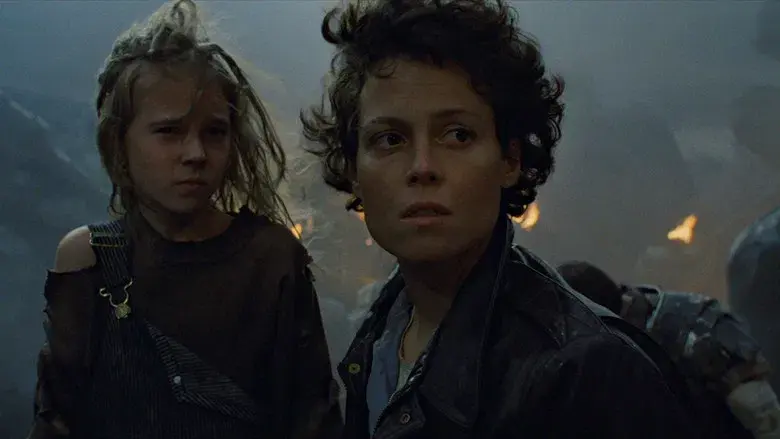 Aliens: El regreso - Fondo