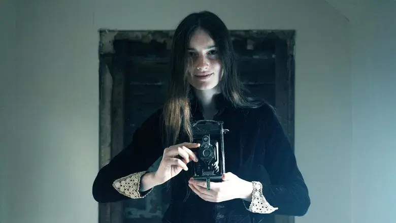 Where the Devil Roams - Fondo