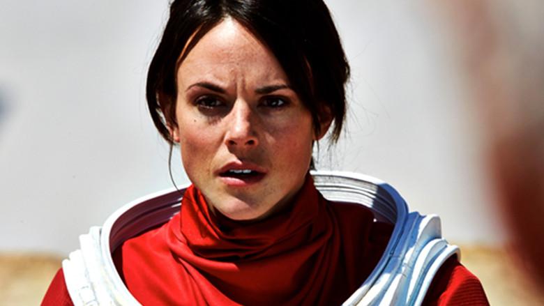 Moontrap: Target Earth - Fondo