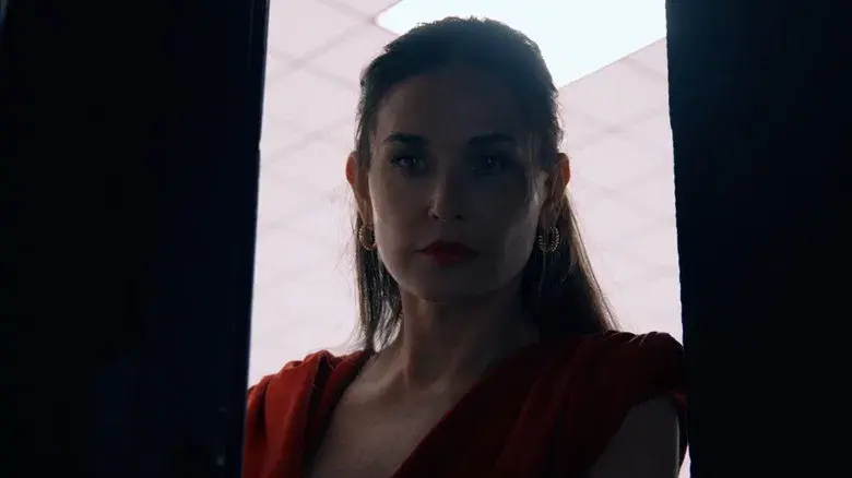 La sustancia - Fondo