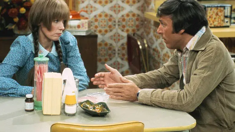 Mary Hartman, Mary Hartman - Backdrop