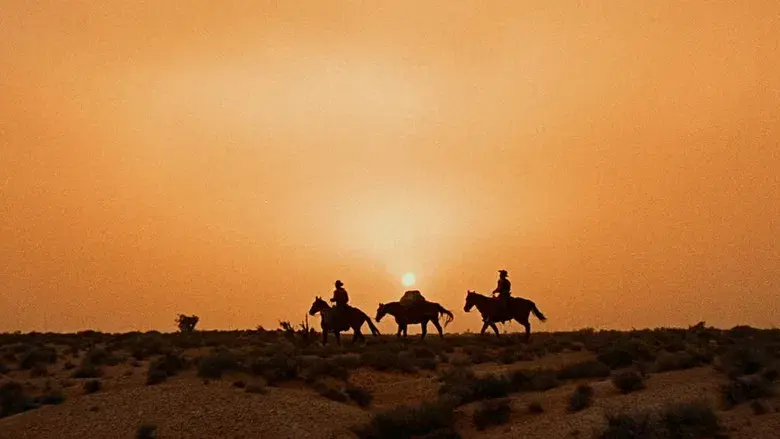 Centauros del desierto - Fondo